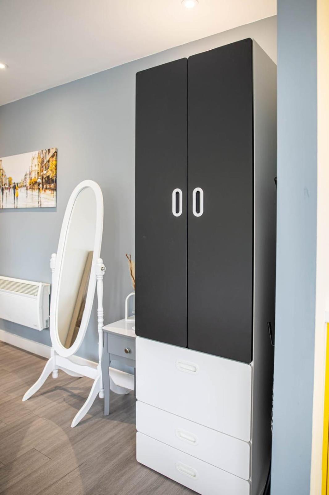 Excellent Studio Balcony Apartment In Sheffield Esterno foto