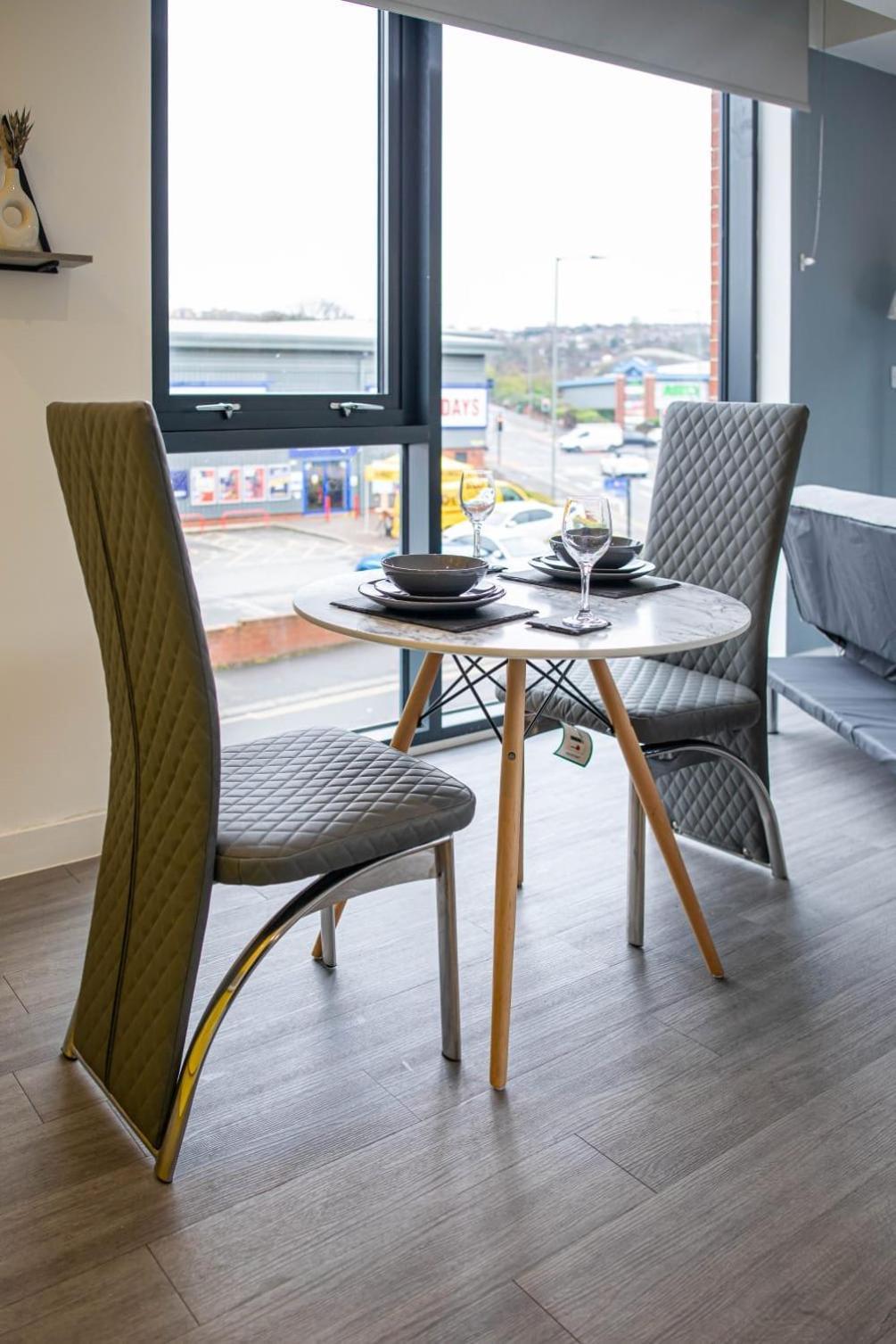 Excellent Studio Balcony Apartment In Sheffield Esterno foto