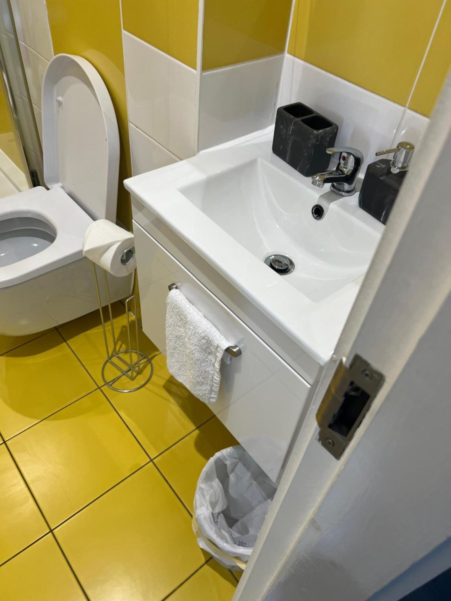 Excellent Studio Balcony Apartment In Sheffield Esterno foto